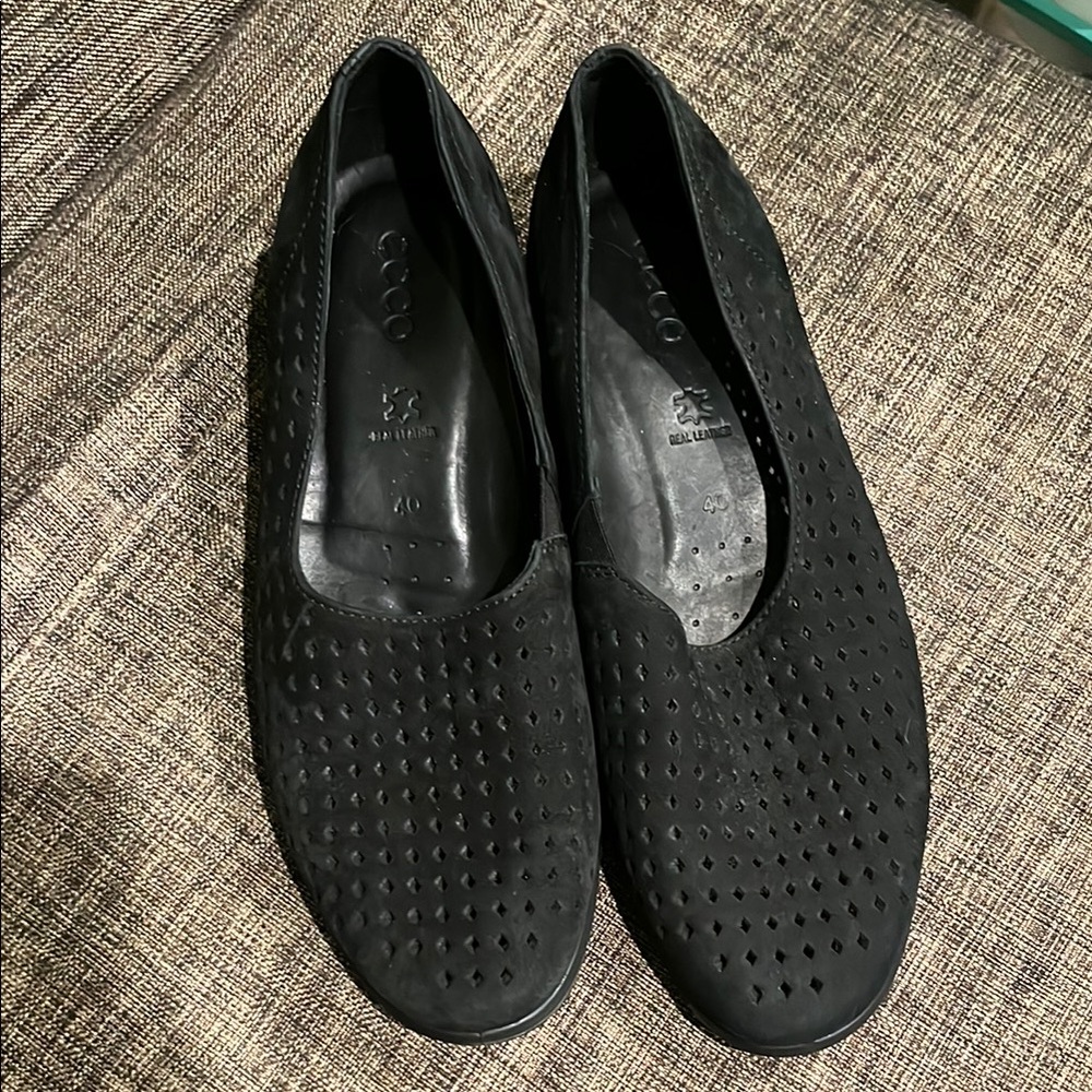 Ecco Black Flats Perforated Slip-On Loafers